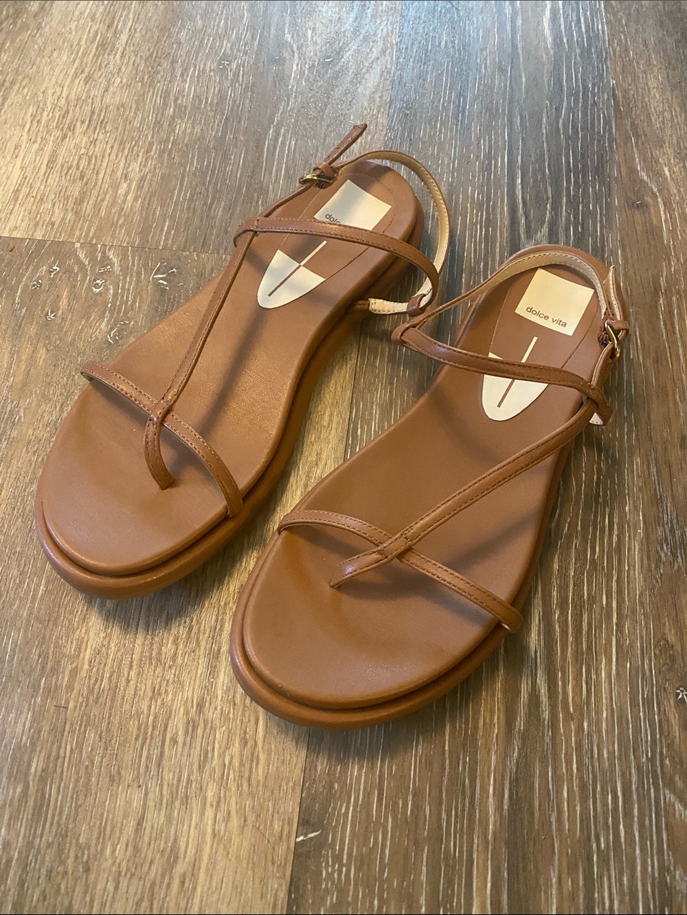 Dolce Vita Dallen Sandals- size 9